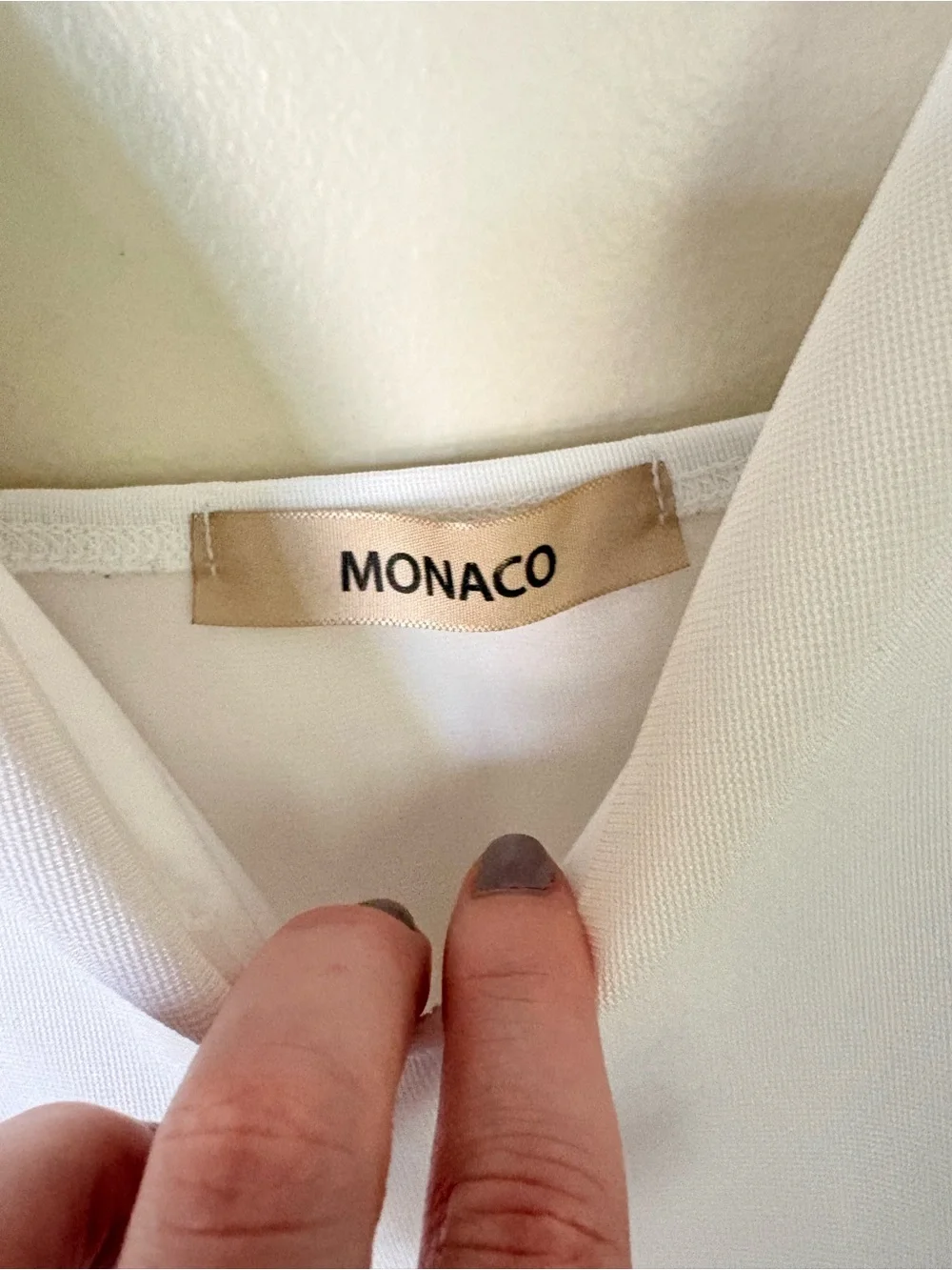 Monaco White V-Neck Sheath Dress Size Large - Picture 5 of 8